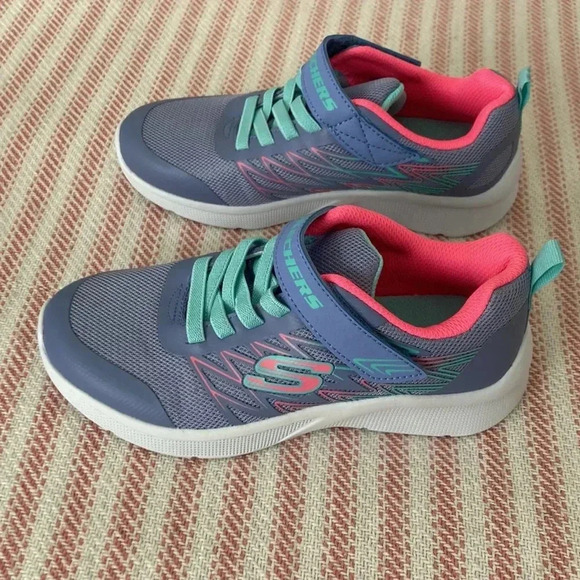 NWT Sketchers Microspec Kid’s Shoe, Bungee Sneakers - Picture 4 of 10